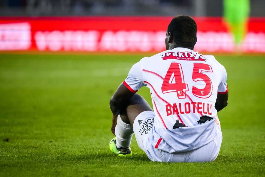 Mario Balotelli a fost suspendat provizoriu după partida cu Basel