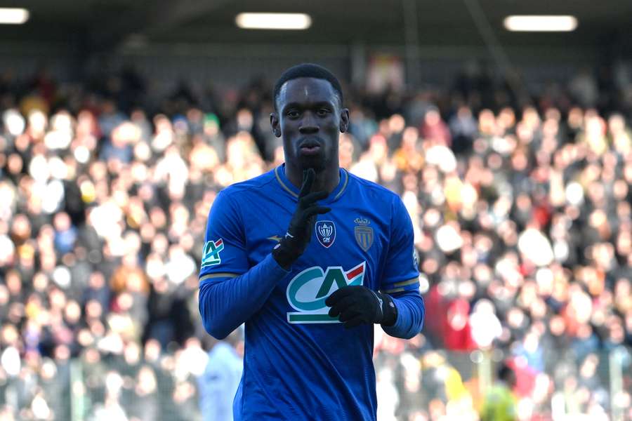 Folarin Balogun salvou a sua equipa