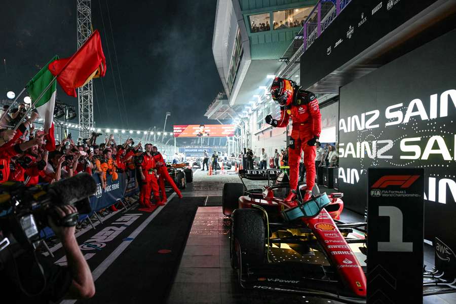 Carlos Sainz in Singapore