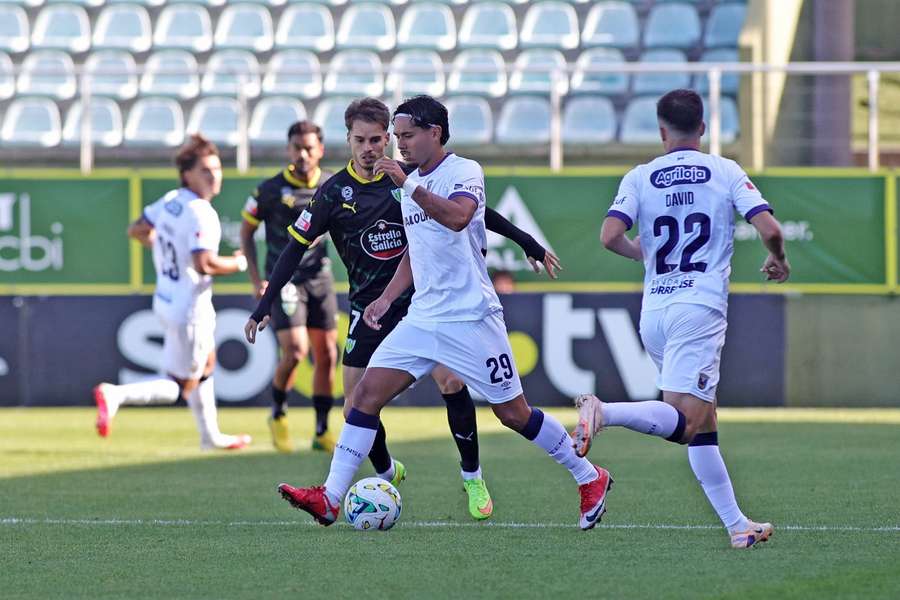 Tondela e Torreense mediram forças no Estádio João Cardoso