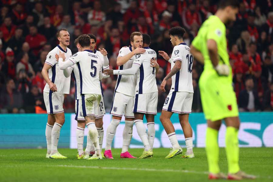 Kane bisou na partida Kane bisou na partida