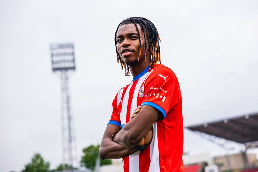 Nejnovější posilou Zbrojovky Brno se stal Lucky Ezeh. Nejnovější posilou Zbrojovky Brno se stal Lucky Ezeh.