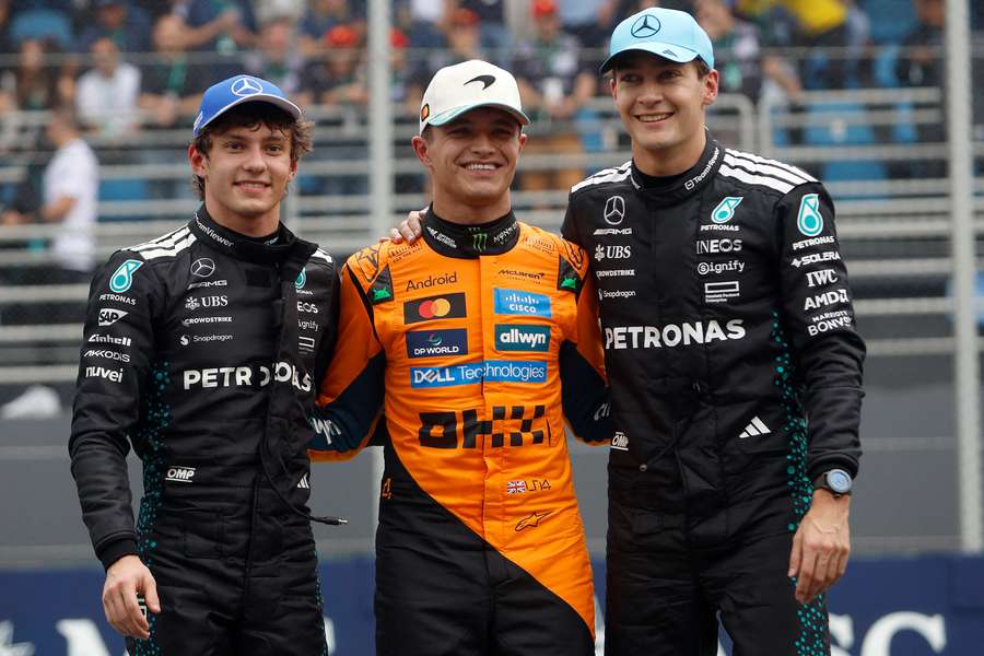 Norrise doplnili Antonelli a Russell. Norrise doplnili Antonelli a Russell.