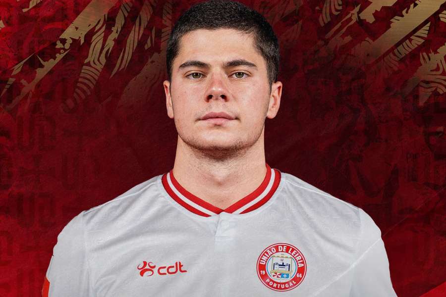 Miguel Pires emprestado pelo Santa Clara
