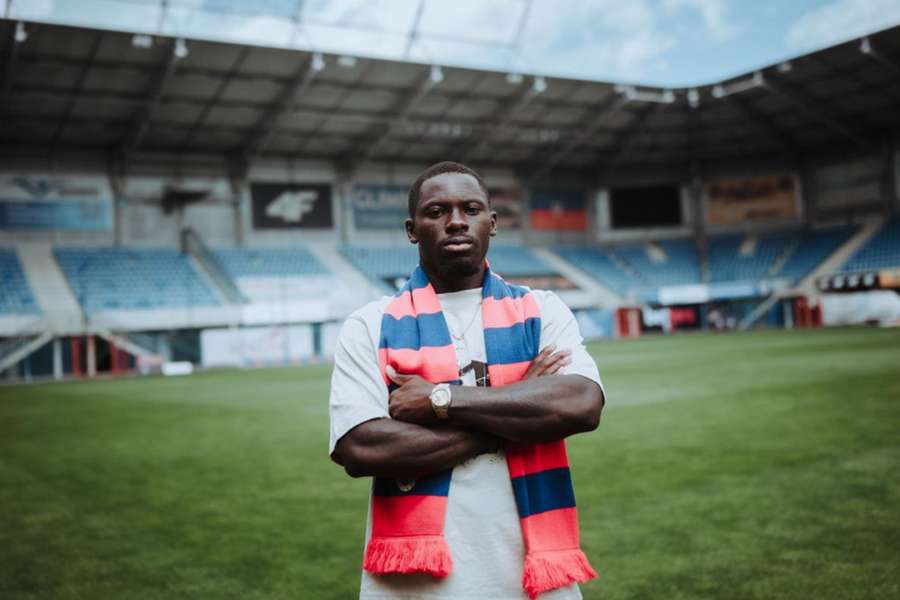 Oficjalnie: Piast Gliwice prezentuje 28-letniego obrońcę z doświadczeniem w MLS