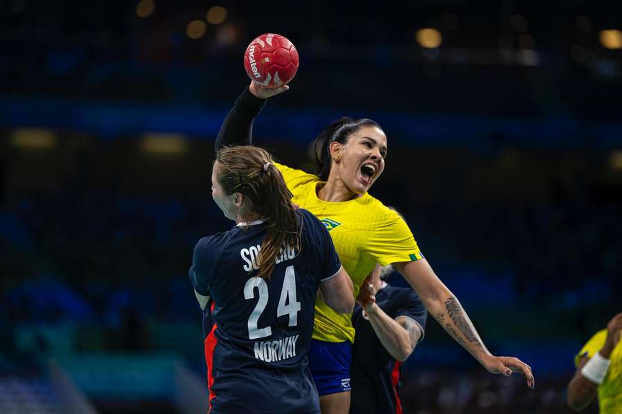 Brasil parou em potência do handebol feminino