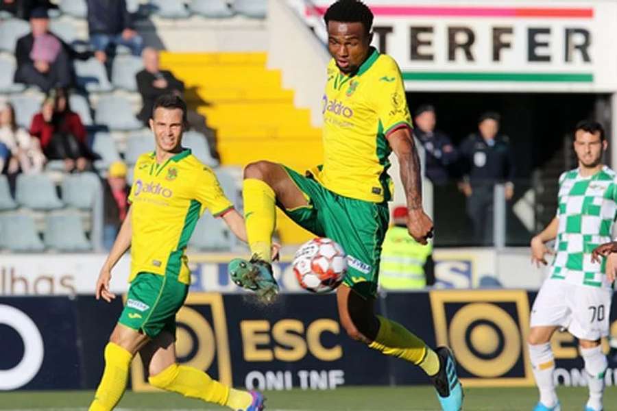 Seis meses depois, Maracás vai rescindir com o Al Wahda para regressar ao Paços de Ferreira