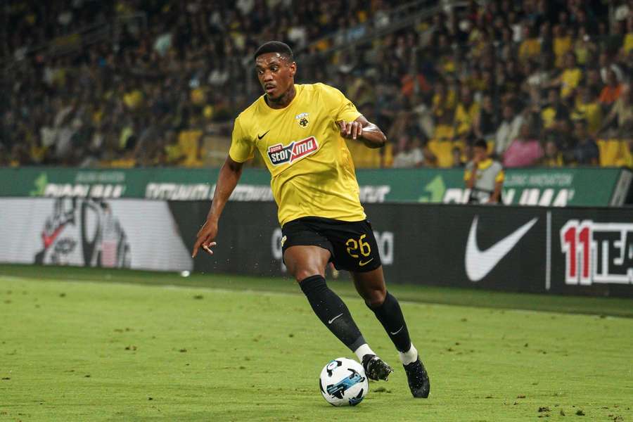 Martial ao serviço do AEK
