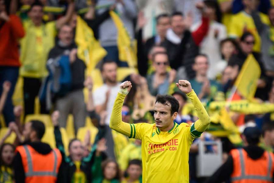 Pedro Chirivella célèbre la victoire contre Montpellier