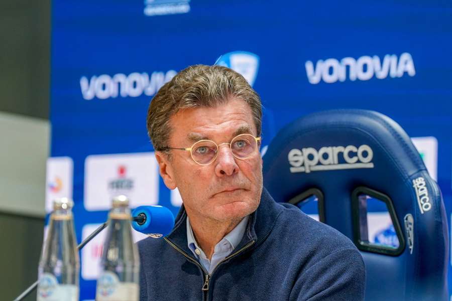 Dieter Hecking wurde in Bochum durch Uwe Rösler ersetzt