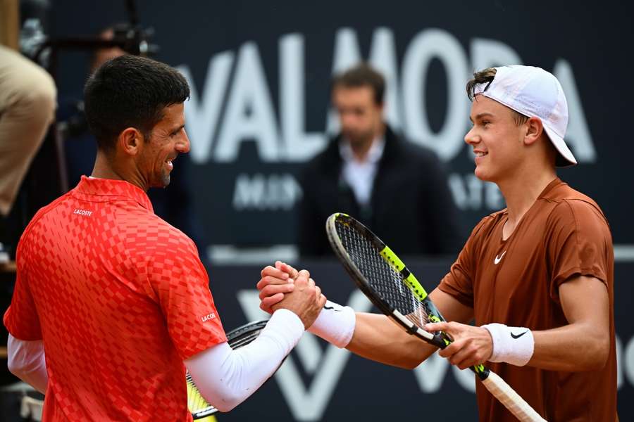 Novak Djokovic y Holger Rune en Roma