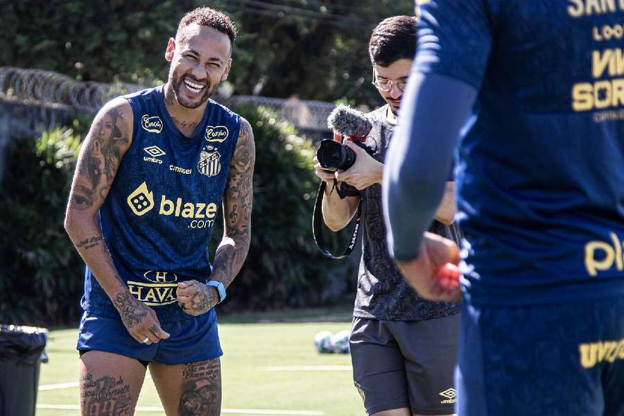 Neymar pode ajudar Santos a conquistar primeira vitória no Brasileirão