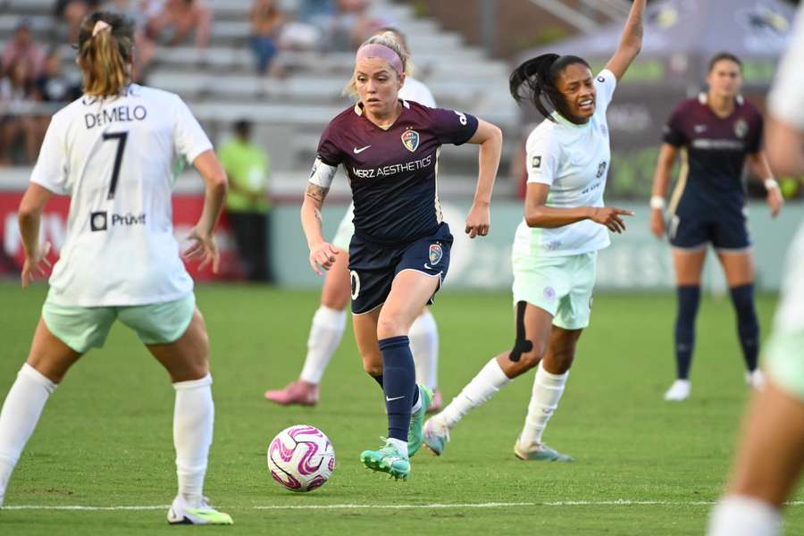 Ireland's Denise O'Sullivan on the ball