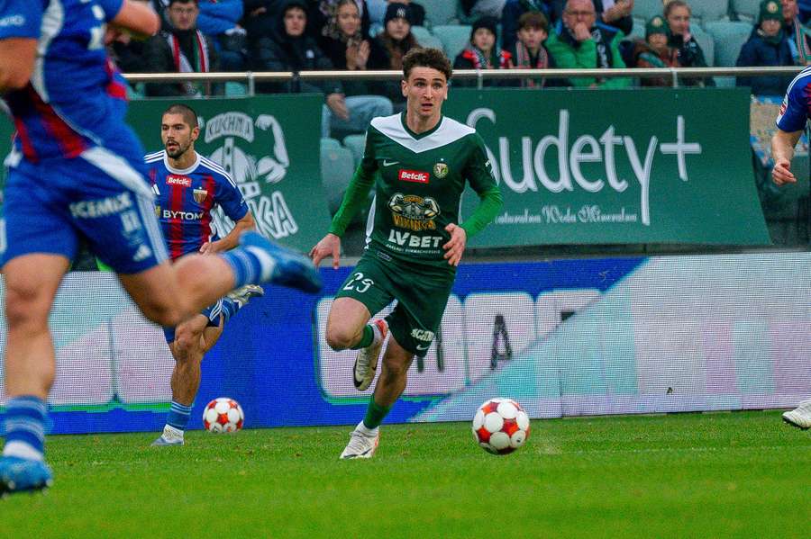 Śląsk osunął się poza podium po porażce z Polonią, zwycięska Pogoń zbliża się do Wisły Kraków Śląsk osunął się poza podium po porażce z Polonią, zwycięska Pogoń zbliża się do Wisły Kraków