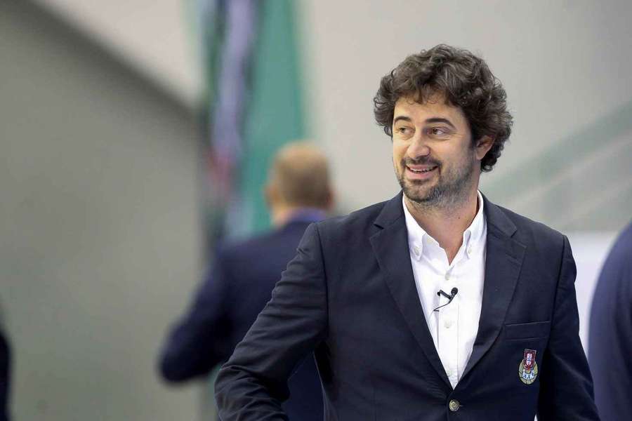 Ricardo Vasconcelos, selecionador português feminino de basquetebol Ricardo Vasconcelos, selecionador português feminino de basquetebol