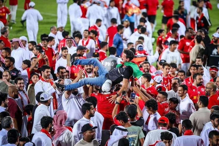 Técnico Nandinho sagra-se campeão no Al-Muharraq