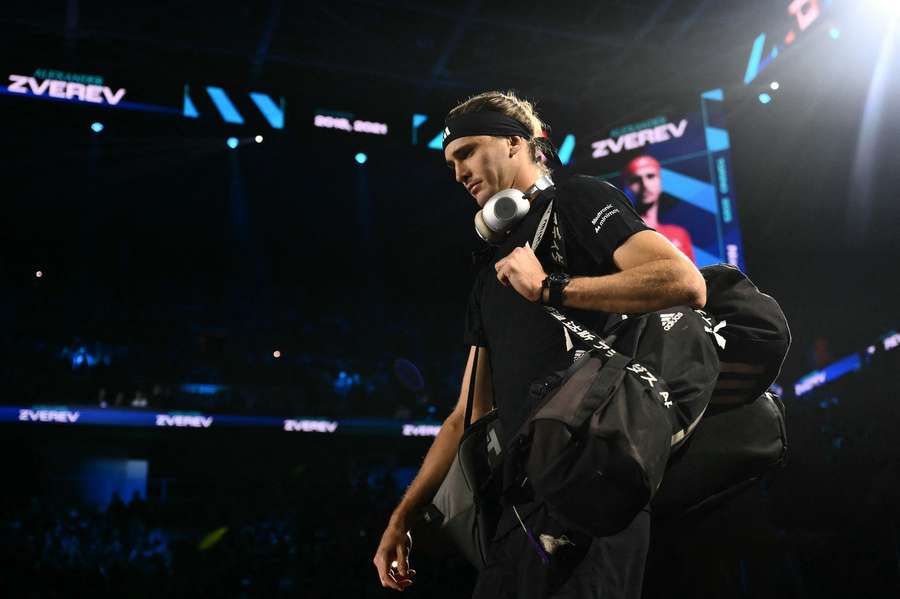 Tennis LIVE: ATP Finals in Turin - Alcaraz holt erstes Aufschlagspiel Tennis LIVE: ATP Finals in Turin - Alcaraz holt erstes Aufschlagspiel