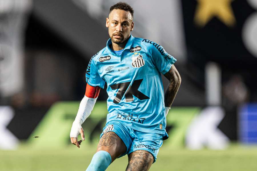 Neymar pode não vestir mais a camisa do Santos