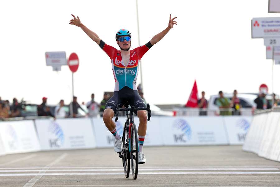 Lennert van Eetvelt reina en el Tour de Guangxi