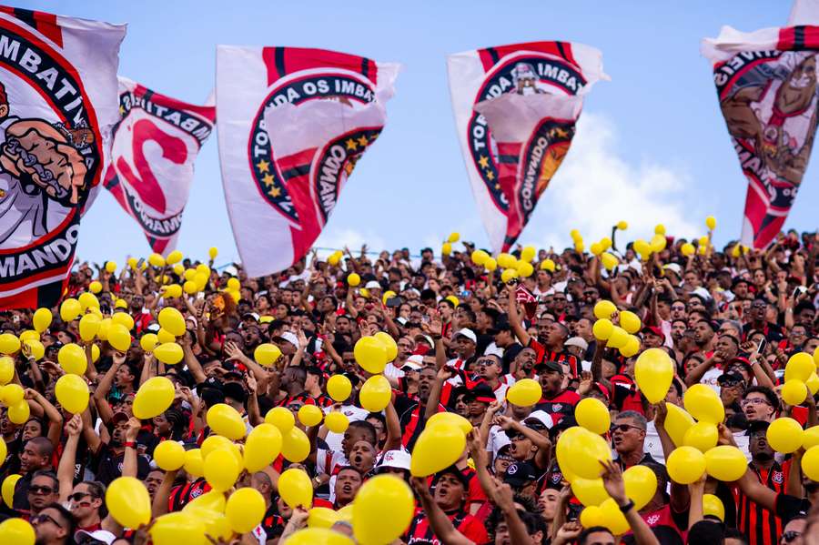 Com histórico de viradas, Vitória conta com o Barradão para superar Vasco na Copa do Brasil Com histórico de viradas, Vitória conta com o Barradão para superar Vasco na Copa do Brasil