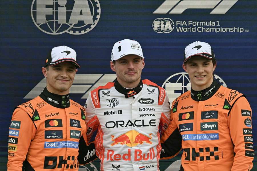Verstappen vai largar à frente das McLarens no GP do Japão Verstappen vai largar à frente das McLarens no GP do Japão