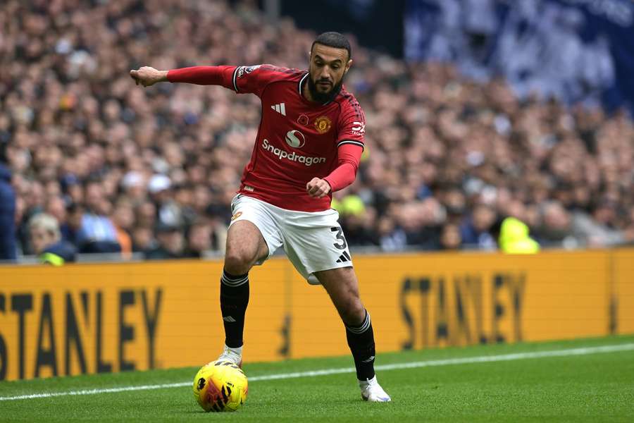 Mazraoui in action for Man Utd