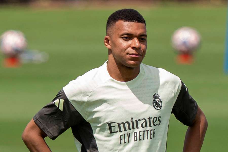 Mbappé desfalca Real Madrid contra RB Salzburg