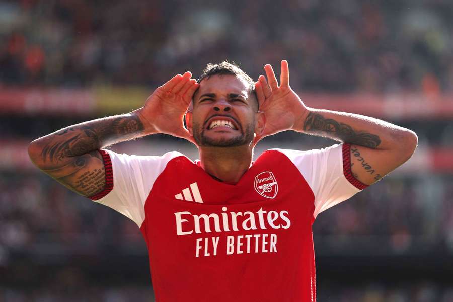 Výsledkový obrat Arsenalu dokonal Bruno Guimarães. Výsledkový obrat Arsenalu dokonal Bruno Guimarães.