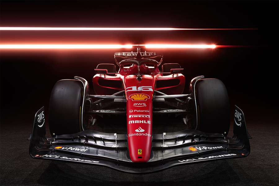 A Ferrari quer conquistar o título