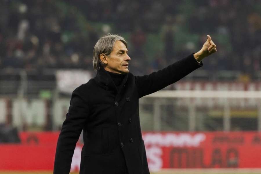Filippo Inzaghi po 34 letech dovedl Pisu do Serie A.