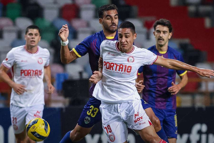 UD Leiria ficou a um ponto da zona de play-off de subida UD Leiria ficou a um ponto da zona de play-off de subida