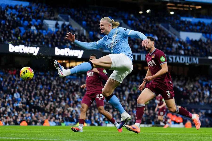 Haaland bisou no triunfo do Manchester City diante do West Ham