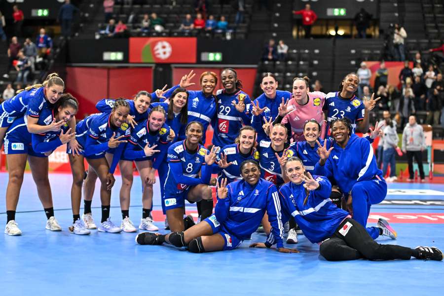 Les Bleues ont les cartes en main.