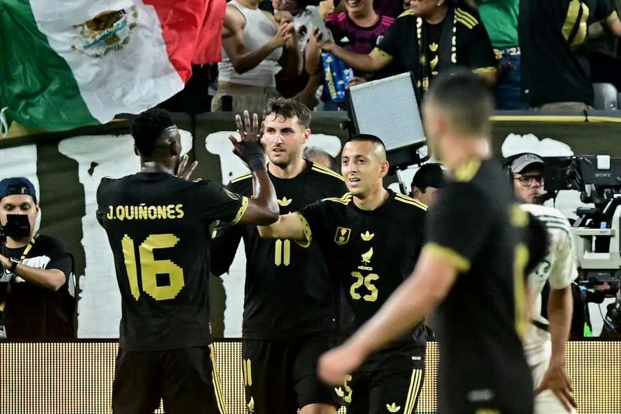 Mexiko bejubelt den Einzug ins Gold Cup-Halbfinale. Mexiko bejubelt den Einzug ins Gold Cup-Halbfinale.