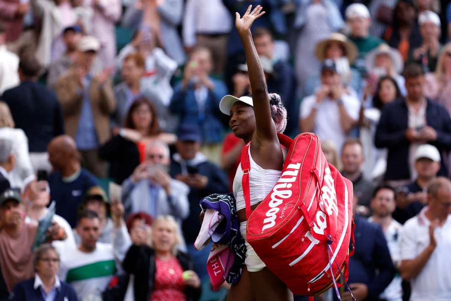 Venus Williams żegna się z fanami po przegranej