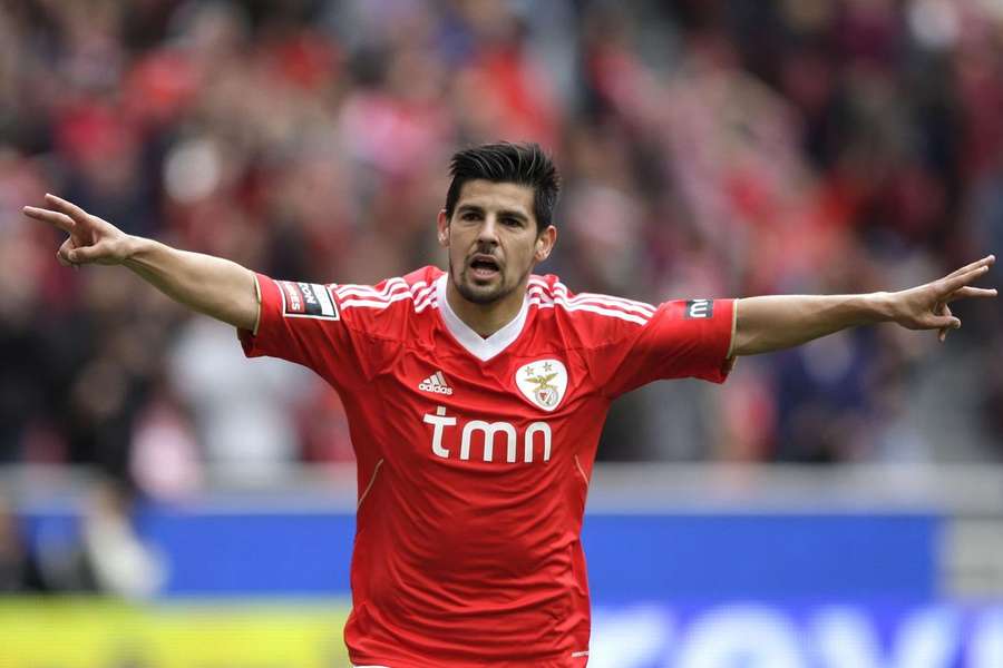 Nolito dejó el Barcelona por el Benfica en 2011