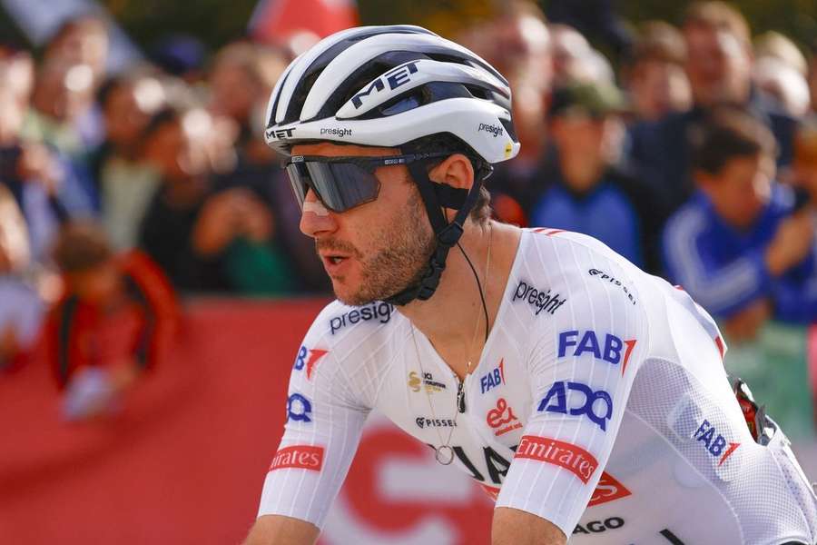 Adam Yates venceu Volta a Omã