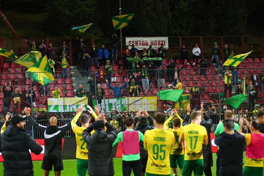 Šošoni mali na Horehroní mohutnú podporu. Šošoni mali na Horehroní mohutnú podporu.