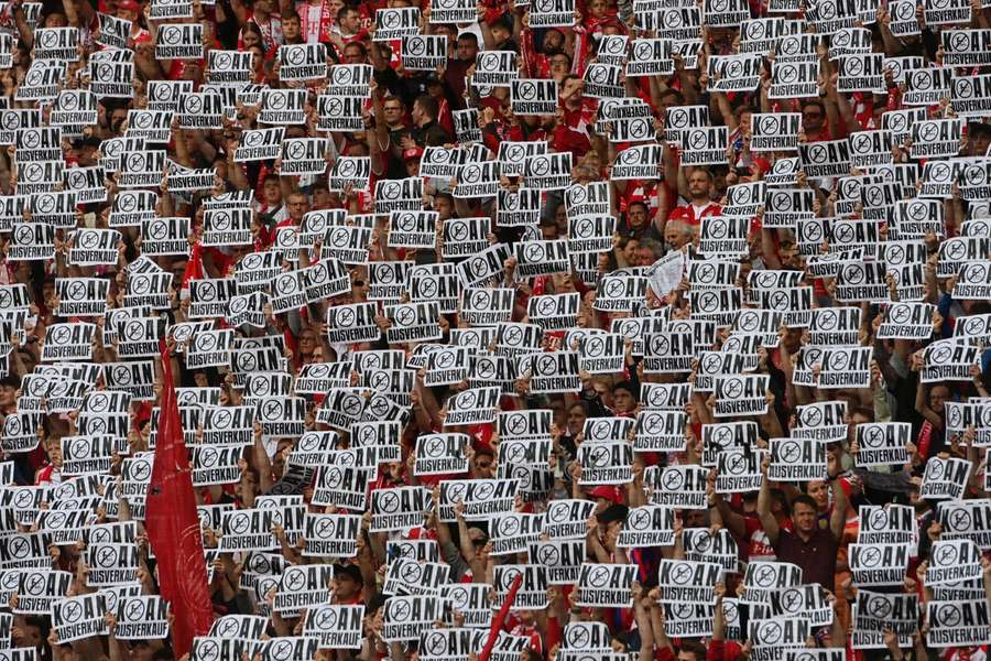Fanii lui Bayern au protestat împotriva investitorilor