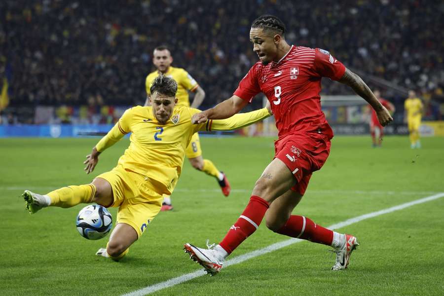 Noah Okafor s-a accidentat în meciul Elveției împotriva României