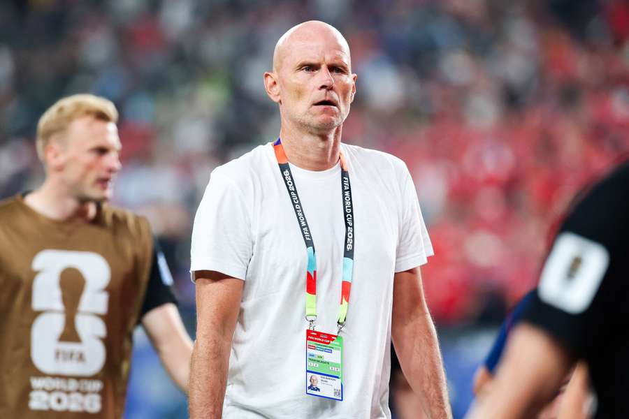 Stale Solbakken preferiu manter a cautela e pensar no jogo da Noruega contra a Costa do Marfim