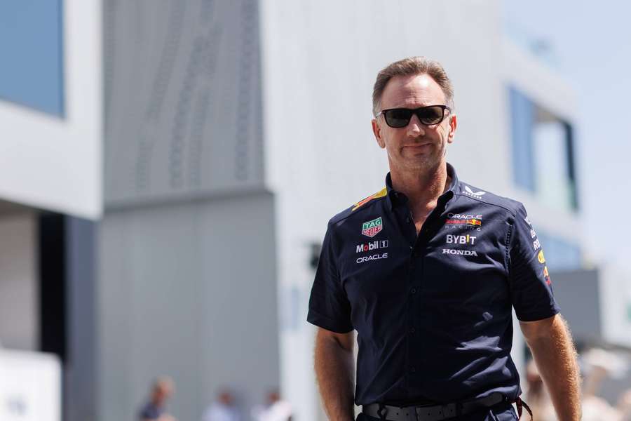 Horner segue no comando da Red Bull