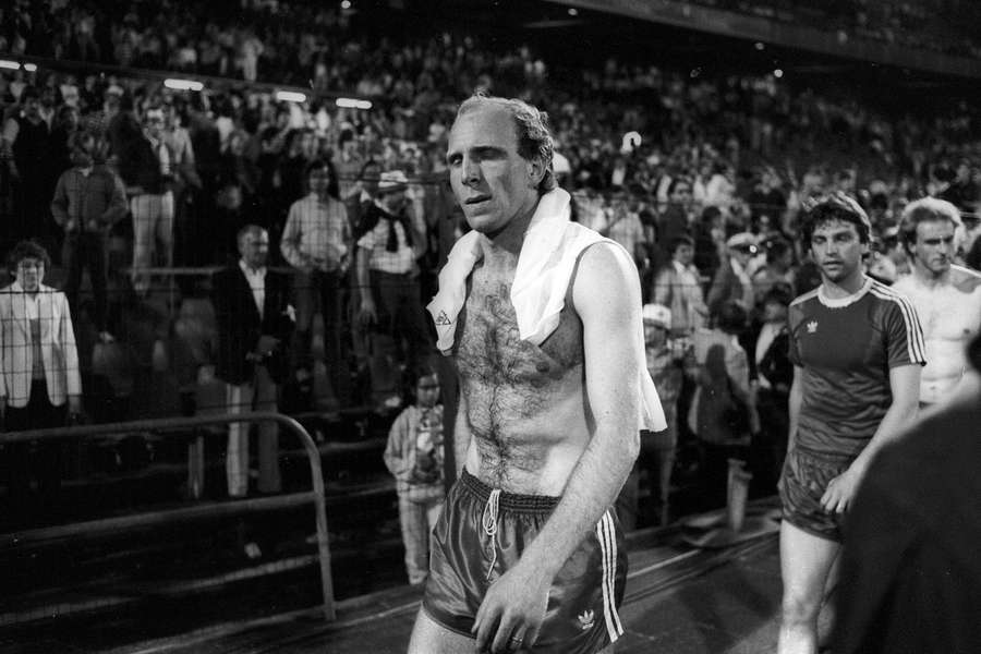 Em 1982, Dieter Hoeneß estava em pura desilusão