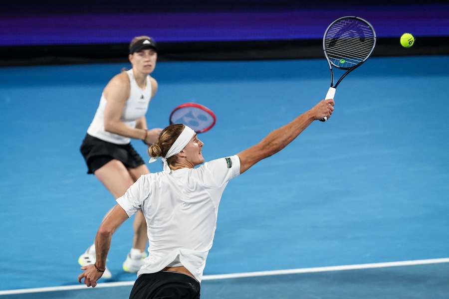 Kerber und Zverev haben es als beste Gruppenzweite geschafft.