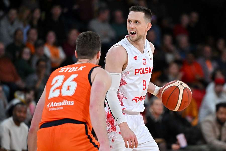 Dramatyczna wygrana polskich koszykarzy w Hadze, strata do Holandii odrobiona na finiszu Dramatyczna wygrana polskich koszykarzy w Hadze, strata do Holandii odrobiona na finiszu