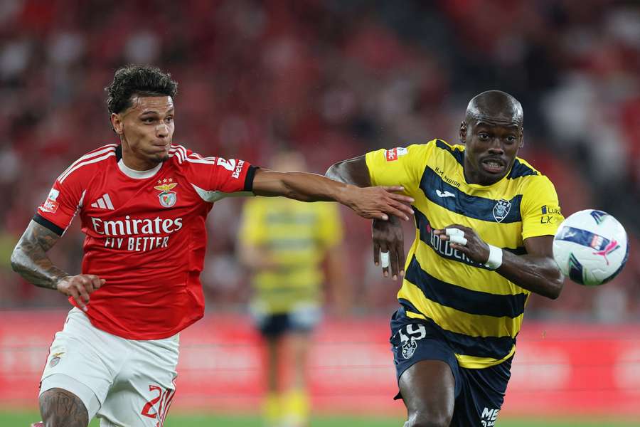 Richard Rios e Jonathan Buatu no Benfica vs Gil Vicente