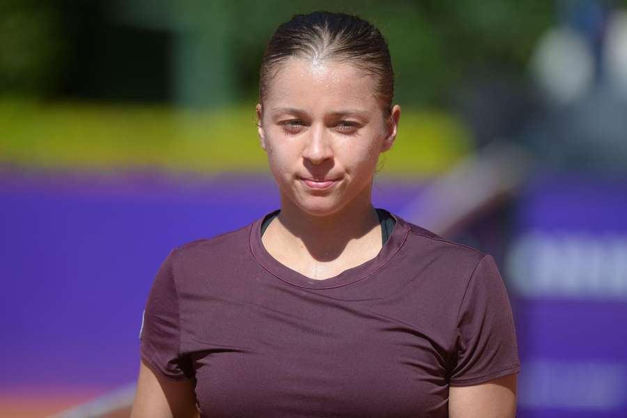 Tenis Flash: Zwycięstwa Klimovicovej i Chwalińskiej w Australian Open i Linette w Hobart