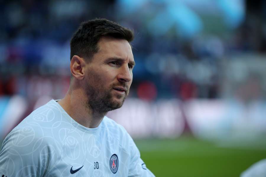 Lionel Messi meldt zich na behalen van wereldtitel weer bij Paris Saint-Germain