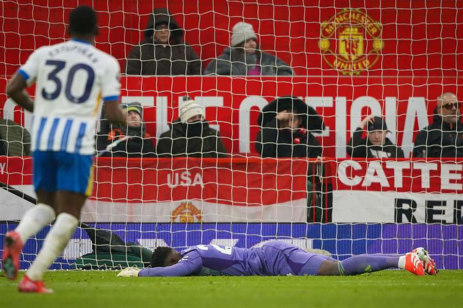 Onana falhou feio no terceiro gol do Brighton