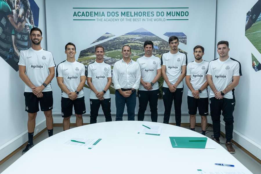 A equipa técnica completa dos sub-23 do Sporting